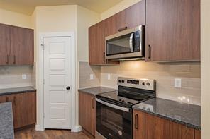 645 Wheatfield Drive - Photo 2