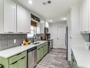 708 Oakwood Drive - Photo 10
