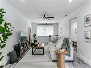 708 Oakwood Drive - Photo 6