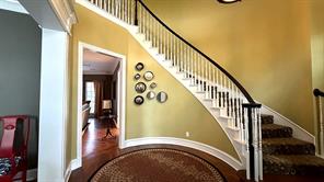 837 Glen Garry Drive - Photo 2