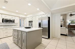 9108 Clayco Drive - Photo 12