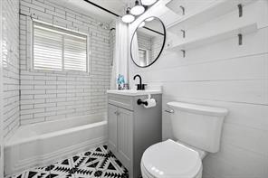 613 La Salle Drive - Photo 16