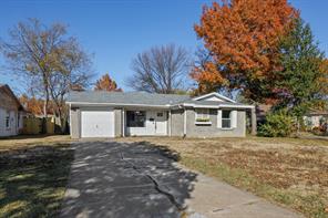 613 La Salle Drive - Photo 2