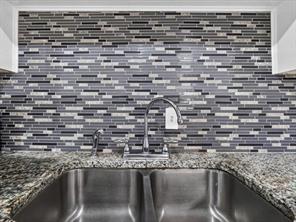 6633 Emhouse Street - Photo 13