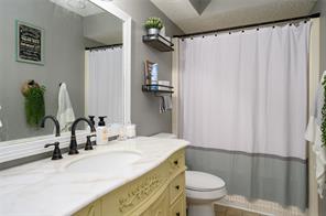 410 E Hazelwood Street - Photo 12