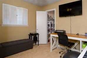 410 E Hazelwood Street - Photo 13