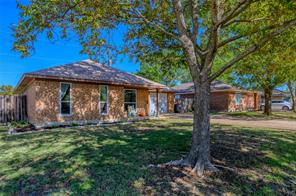 410 E Hazelwood Street - Photo 2
