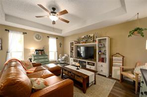 410 E Hazelwood Street - Photo 6