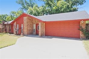 808 Hilltop Drive - Photo 3