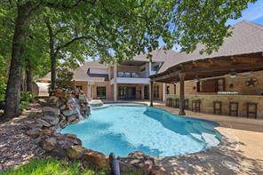 1204 Westwood Drive - Photo 1