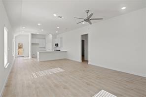 2717 Baynes Place - Photo 4