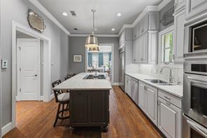 2605 Museum Way - Photo 17