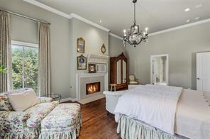 2605 Museum Way - Photo 23