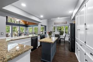 9922 Slater Creek Road - Photo 8