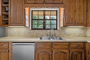 4381 County Line Parkway - Photo 8