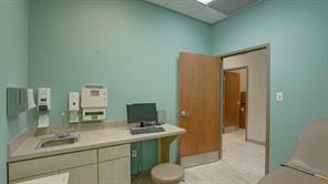 3230 Interstate 30 - Photo 27