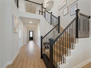1849 Valencia Drive - Photo 3