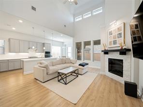 1849 Valencia Drive - Photo 4