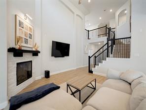 1849 Valencia Drive - Photo 8