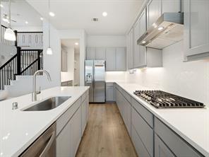 1849 Valencia Drive - Photo 9