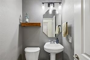 9705 Starfire Drive - Photo 10