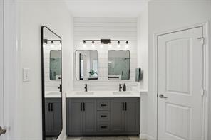 9705 Starfire Drive - Photo 15