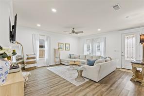 1326 Hemphill Street - Photo 7