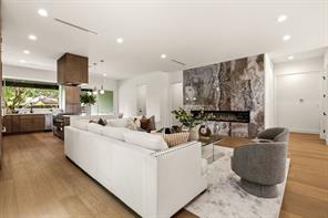 8903 Liptonshire Drive - Photo 9