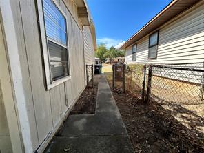 1716 Redwood Place - Photo 24