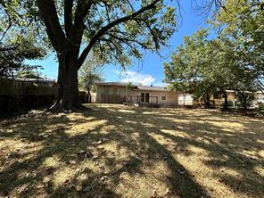 1716 Redwood Place - Photo 26