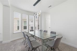 318 Gleneagles Drive - Photo 4