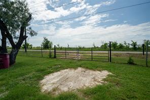 7002 Fair Road - Photo 32