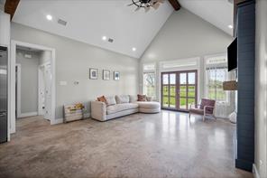 7002 Fair Road - Photo 4