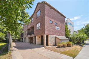 2606 N Henderson Avenue - Photo 1