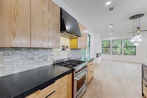 4109 Rupert Street - Photo 6