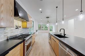4109 Rupert Street - Photo 7