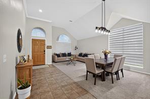 9906 Ashmont Drive - Photo 3
