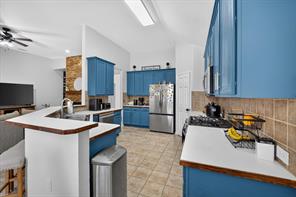 9906 Ashmont Drive - Photo 9