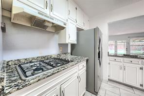 821 Prestwick Street - Photo 11