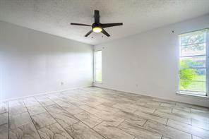 821 Prestwick Street - Photo 17