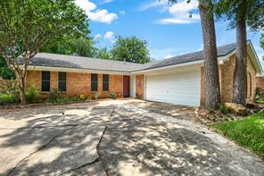 821 Prestwick Street - Photo 2