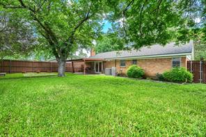821 Prestwick Street - Photo 24