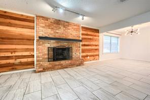 821 Prestwick Street - Photo 7