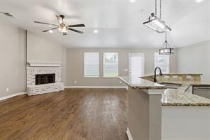 1006 Lake Dallas Drive - Photo 17