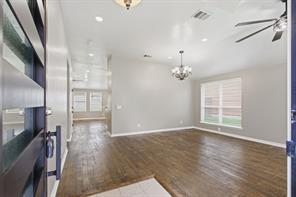 1006 Lake Dallas Drive - Photo 8