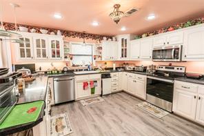 121 Fairway Drive - Photo 9