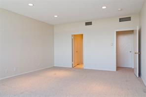6335 W Northwest Highway - Photo 13