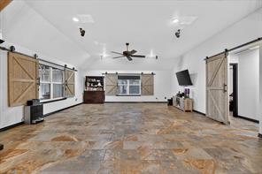 1017 County Road 3555 - Photo 10