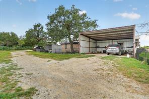 1017 County Road 3555 - Photo 34