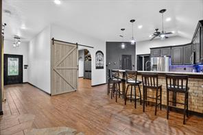 1017 County Road 3555 - Photo 4